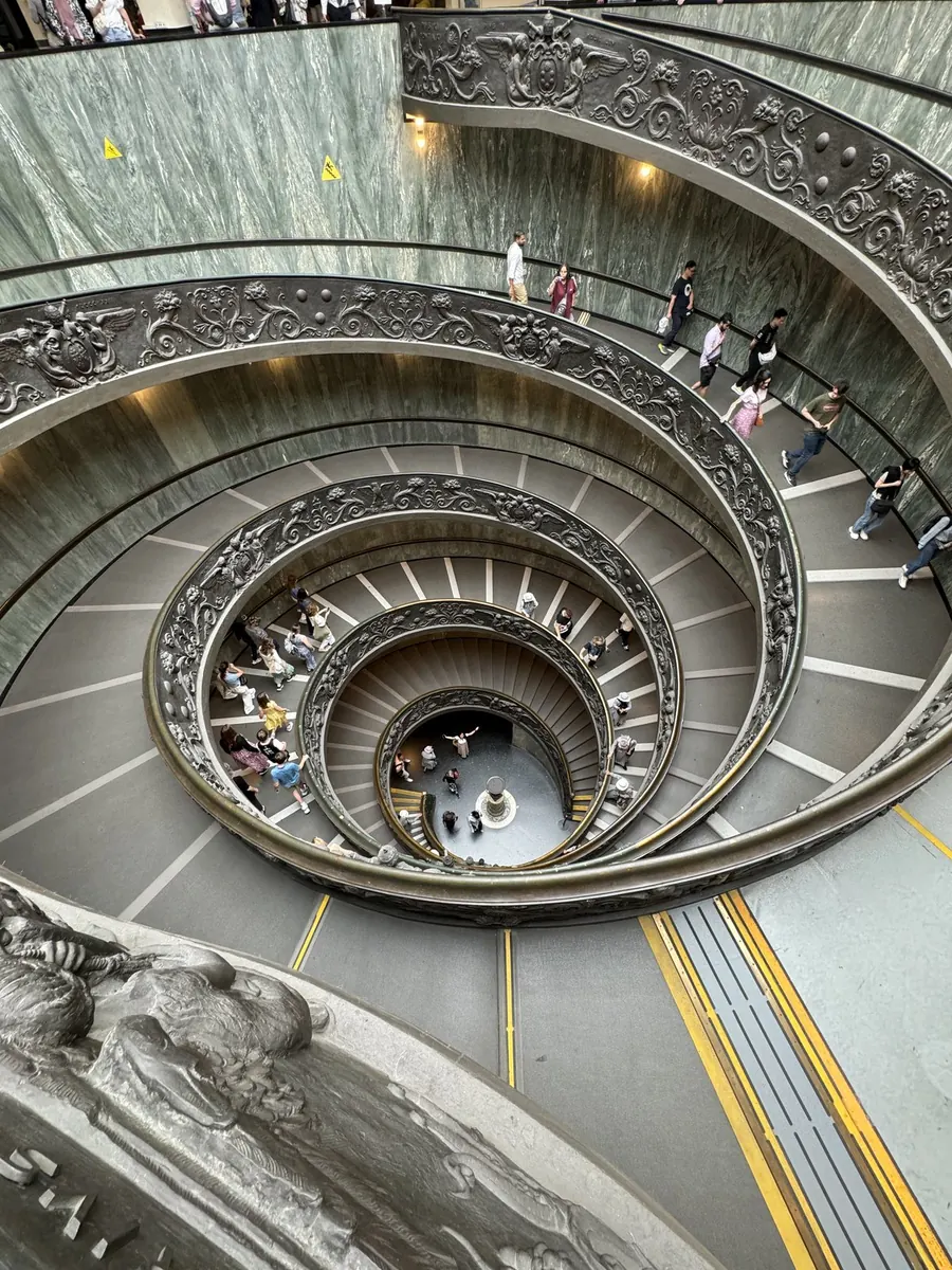 Day 2, 13:16, Vatican Museums
