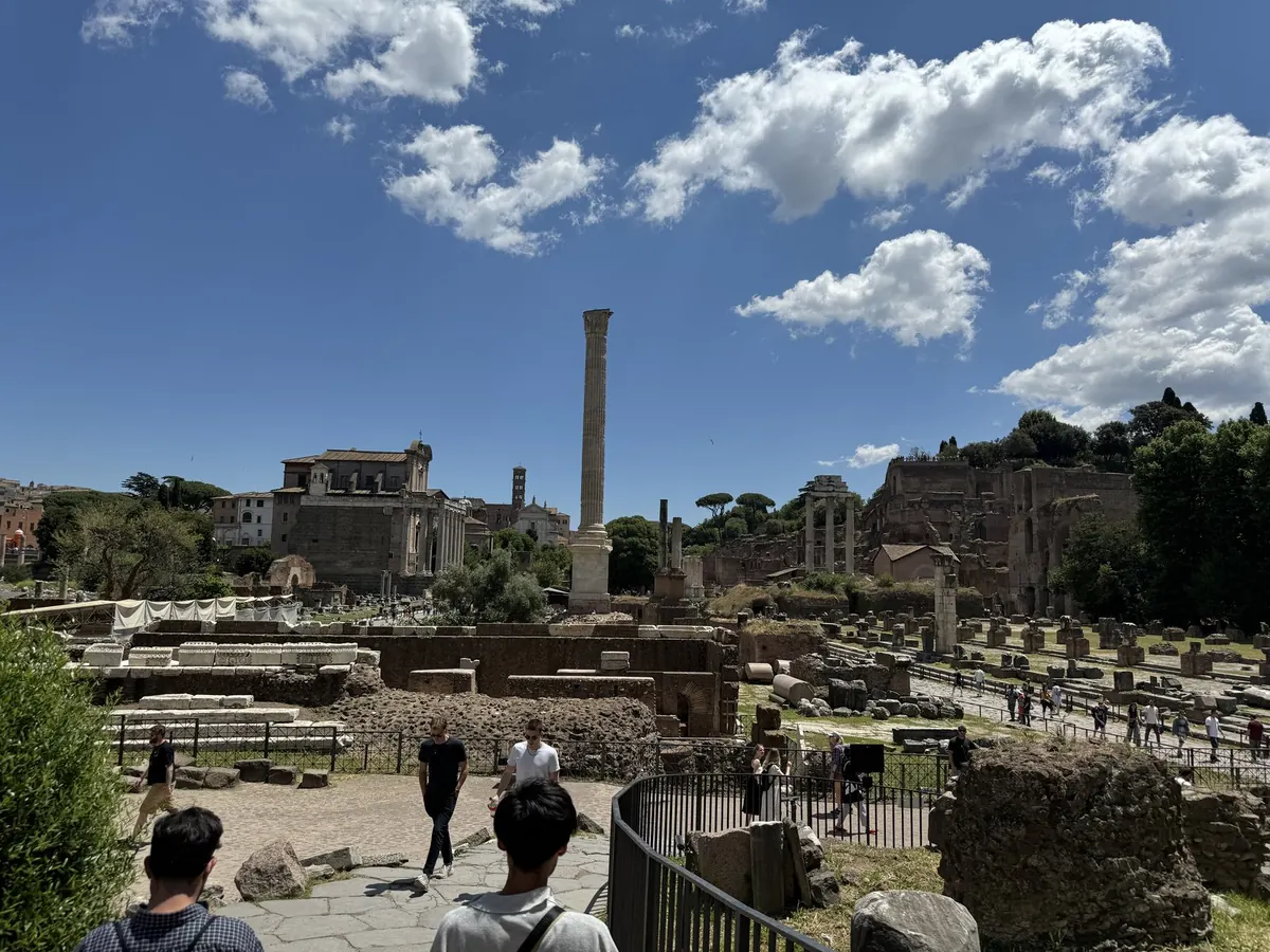 Day 3, 13:02, Roman Forum